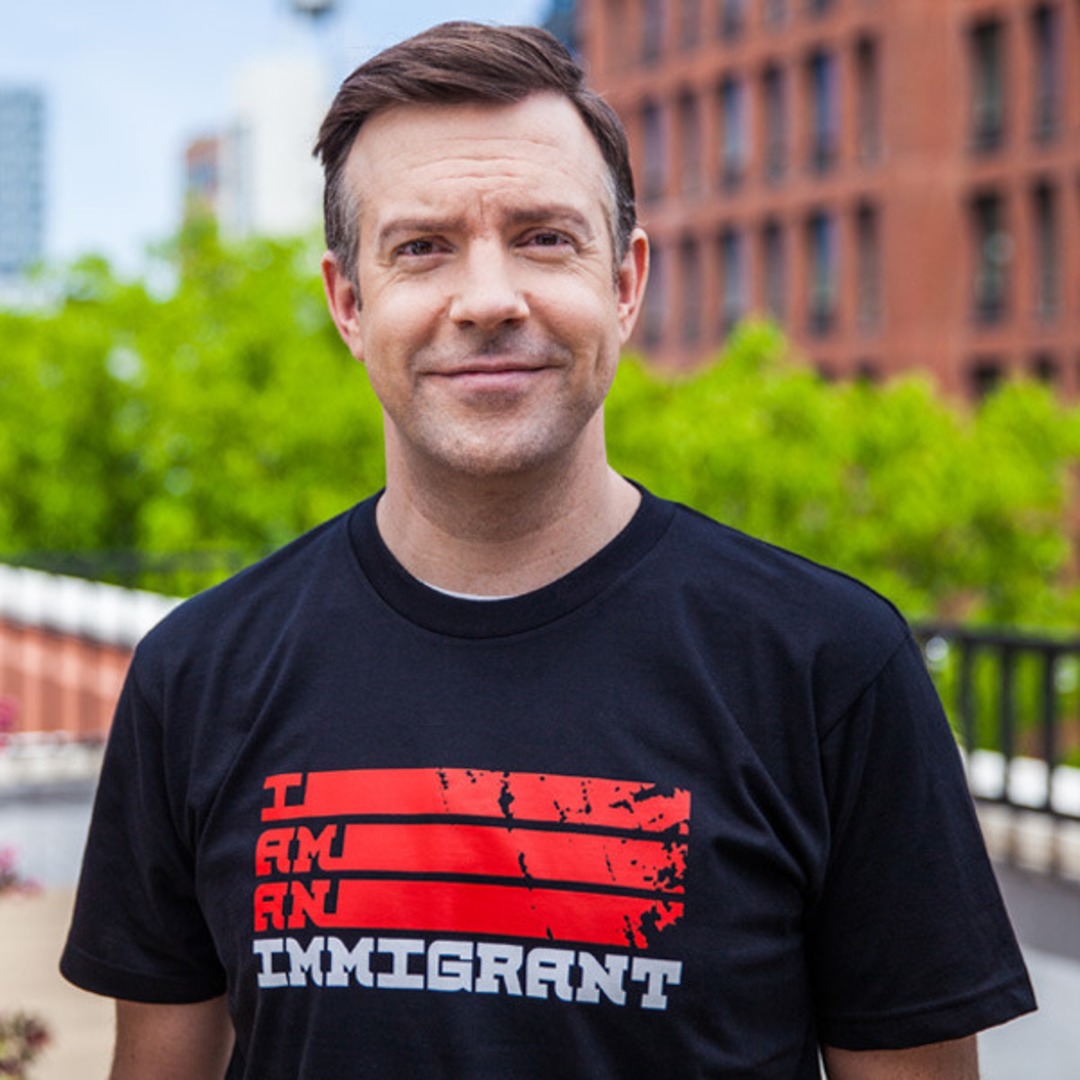 How Jason Sudeikis Is Supporting Immigrant Heritage Month E Online Uk